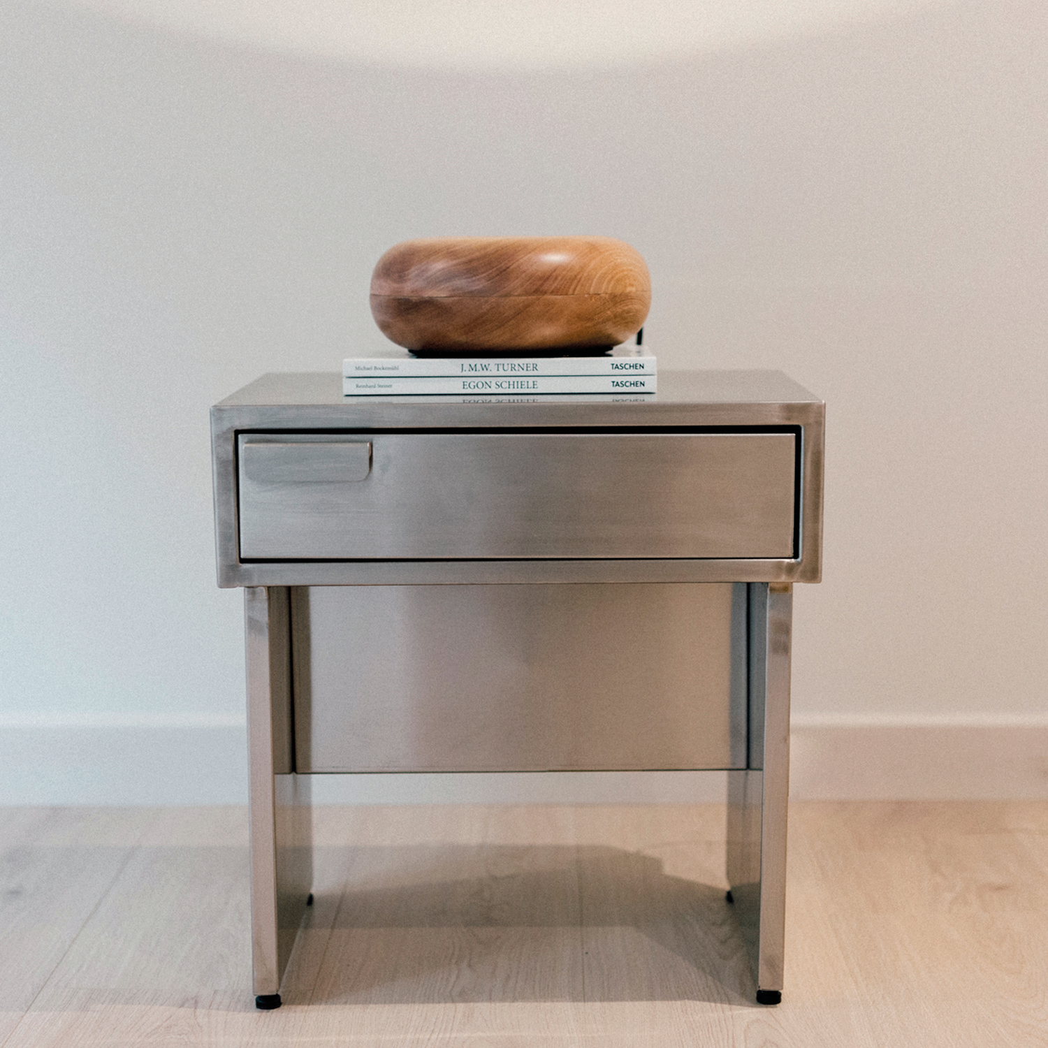 Mesa de noche Artemisa